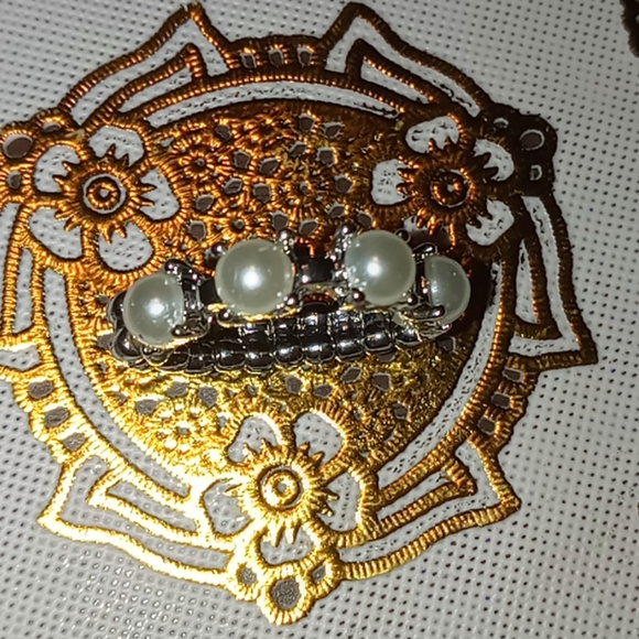 Ring - Picture 2 of 2